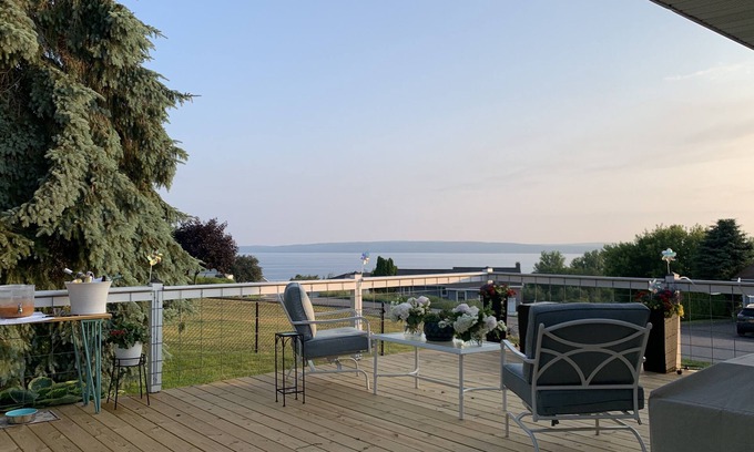 Petoskey House | Little traverse get away