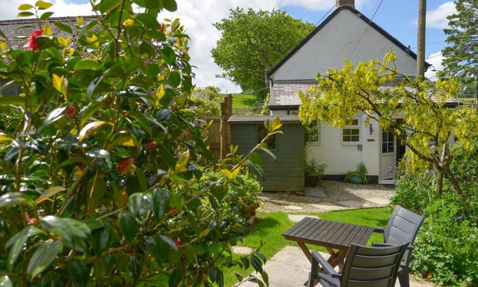 Okehampton House | Little Week Cottage