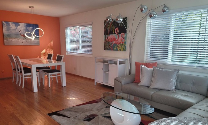 Downtown North House | Live the Downtown Palo Alto Lifestyle!