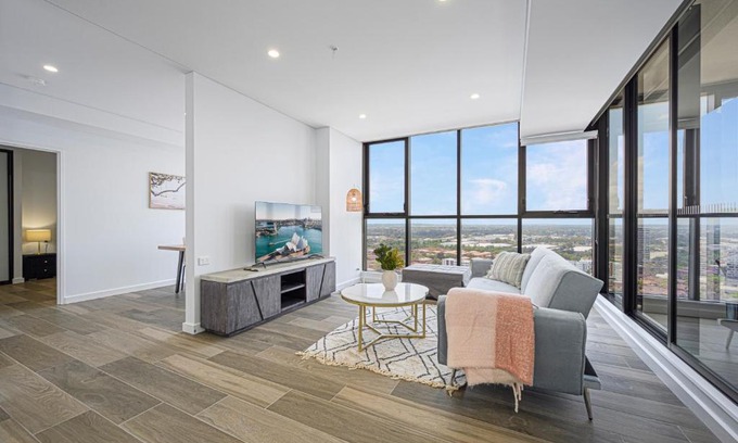 Liverpool Apartment | Liverpool Brand new 2 Br Apt City View Parking