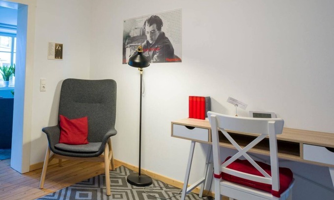 Losheim am See Apartment | "Living with books" - vacation apartments Losheim am See, town center