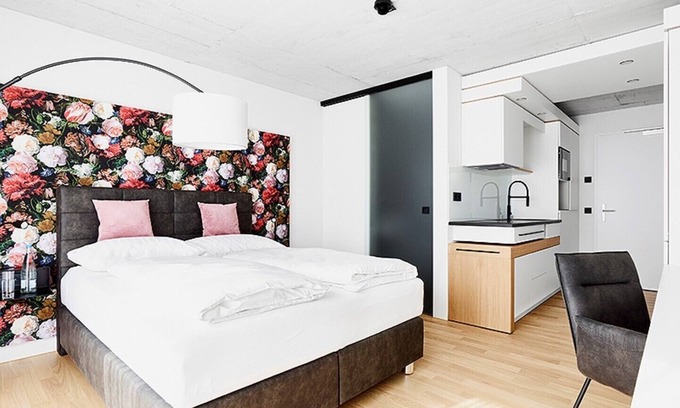 Berg Apartment | Livisit bergpartment 32 - double room 27 sqm - with kitchenette and bathroom