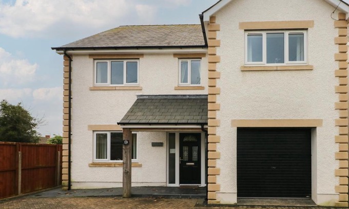 Burry Port House | Llygad Yr Haul Sun