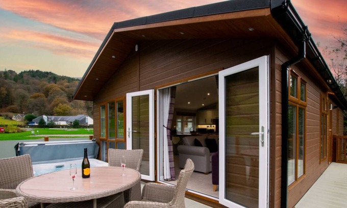 Gwynedd- Snowdonia Ski Chalet | Llyn Alwen Lodge in Betws-y-Coed