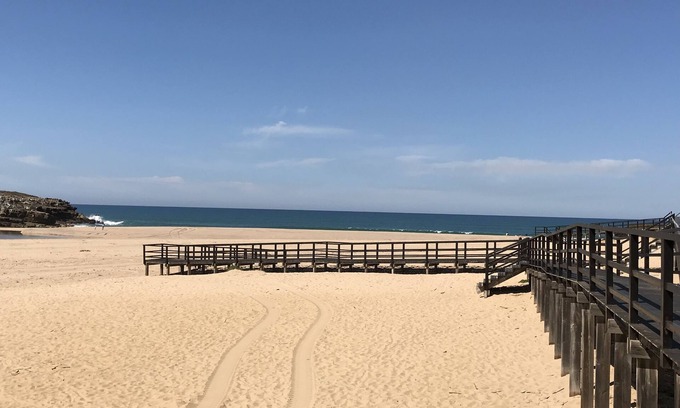 Mafra House | LO Surfcamp Ericeira Surf & Skate beach foz do lizandro