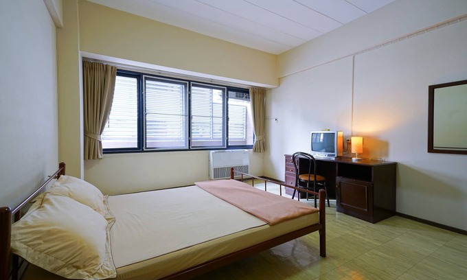 Khlong Tan Nuea Apartment | Local Apartment Thong Lor Ekkamai 7 min to Saen Sab Klongboat