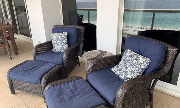 Pensacola Beach Bed & Breakfast | Located high enough to have a beautiful view, low enough to hear the waves!