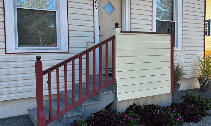 Anacortes House | Located in old town. Great location!