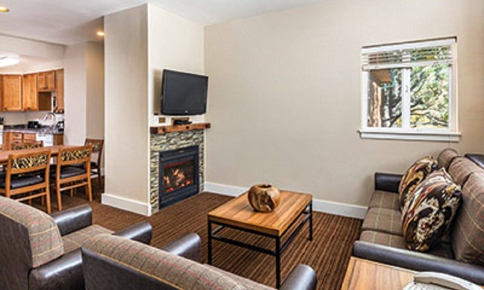 Estes Park Resort | Located on the Big Thompson River!