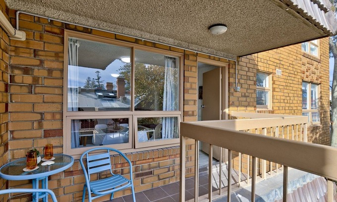 Glenelg Apartment | Location & Comfort Plus