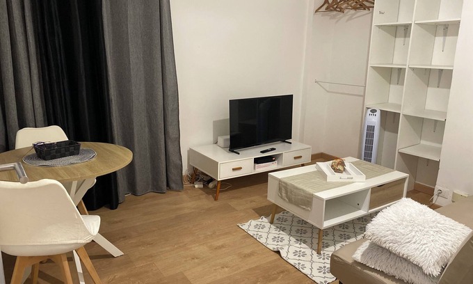 La Madeleine Apartment | Location Juillet Août