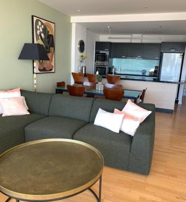 Ahuriri Apartment | Location, location, location!