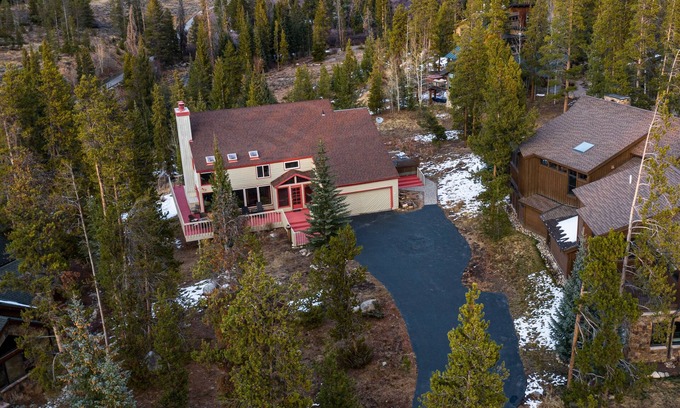 Keystone House | Location! Ski Lifts 5 Min, Shuttle, New Runs, Views, HotTub, Snake River, PETS