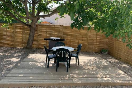 Vinassan Apartment | Location studio entre garrigue et mer