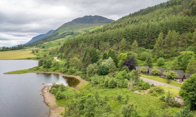 South Laggan House | Loch Lochy Retreat by Interhome