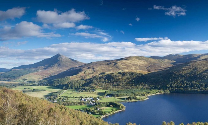 Kinloch Rannoch Cottage | Loch Rannoch Pine Marten Lodge (3) - Retreat Group