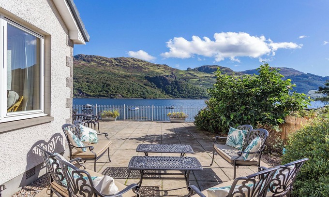 Letterfearn Cottage | Lochside House - S4532
