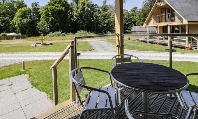 Llanbedr House | Lodge 22