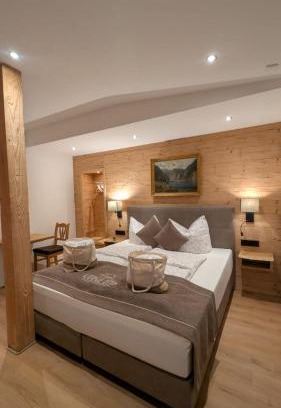 Engedey Apartment | Lodge 2713, Privat Spa ,Sauna, Outdoor Whirlpool, Kamin, Kfz Ladestation, Top Alpenpanorama,