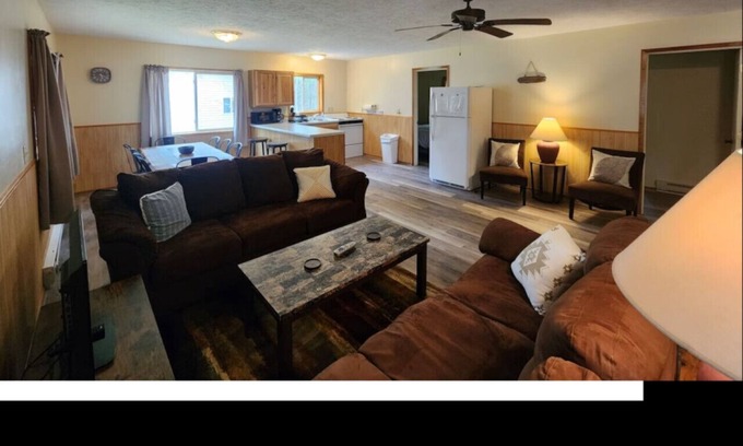 Au Train Apartment | Lodge @ Kimar`s Resort on Lk SUP
