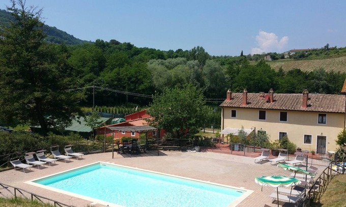 Serravalle Pistoiese Apartment | Lodging in a wine estate,private Terrace,pool,Wi-Fi,village walk distance,sl 10