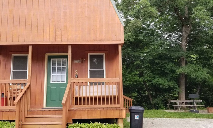 Moscow Cabin | Loft cabin #2 near beautiful Cedar River