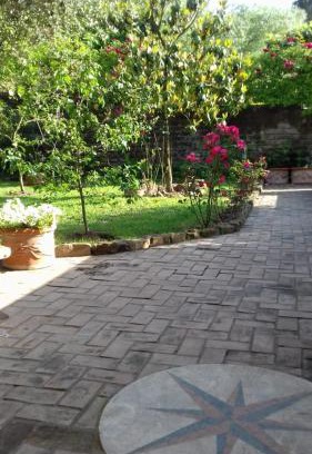 Quartiere XX Ardeatino Apartment | Loft con giardino in zona Appia Antica