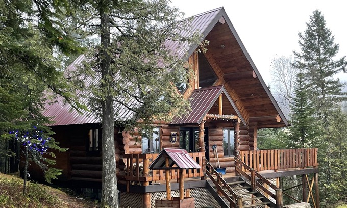 Saint-Michel-des-Saints Cabin | Log cabin in forest in Saint-michel-des-saints