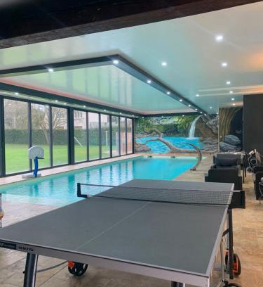 Saint-Germain-du-Val Apartment | Logement 4 personnes avec piscine intérieure 31 degrés zoo de la FLECHE 24 h du Mans