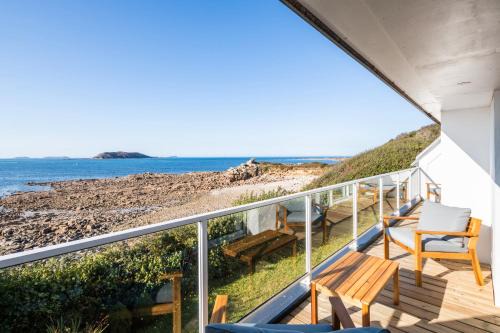 Trelevern Apartment | Logement exceptionnel, sur plage