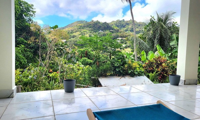 Riviere-Pilote Apartment | Logement Paisible au Milieu de la Nature et Proche des Belles Plages