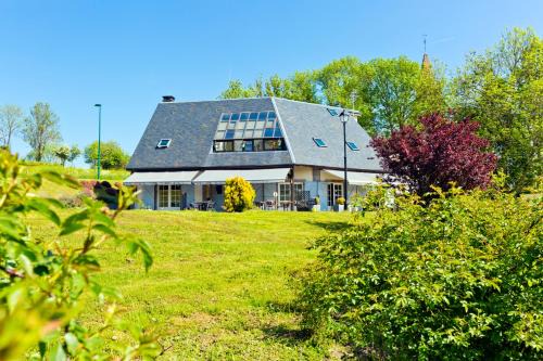Saint-Victor-la-Riviere Hotel | Logis Hôtel Restaurant Auberge du Bougnat