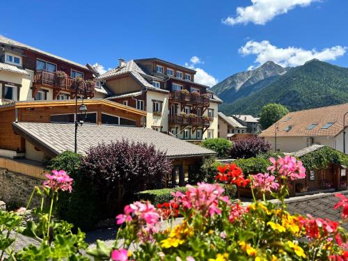 Ancelle Hotel | Logis Hôtel & Spa Les Autanes