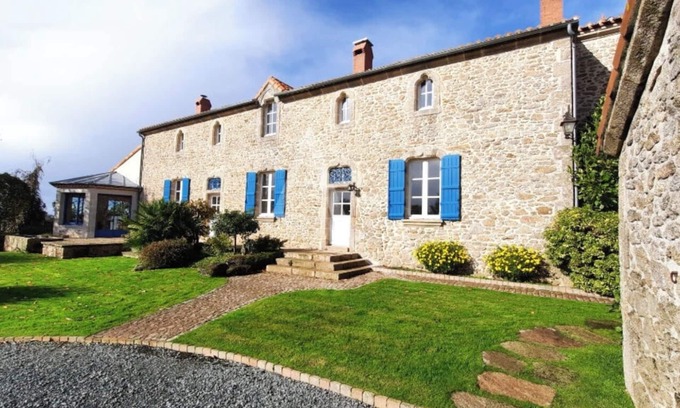 Cholet House | Logis Xviii à 20 mn du Puy-du-fou