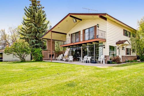 Garden City House | Lollipop Lakehouse