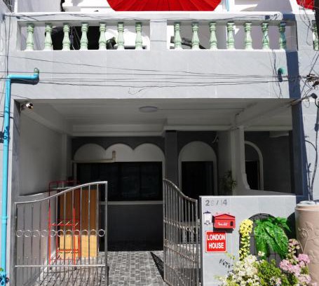Karon House | London House Phuket