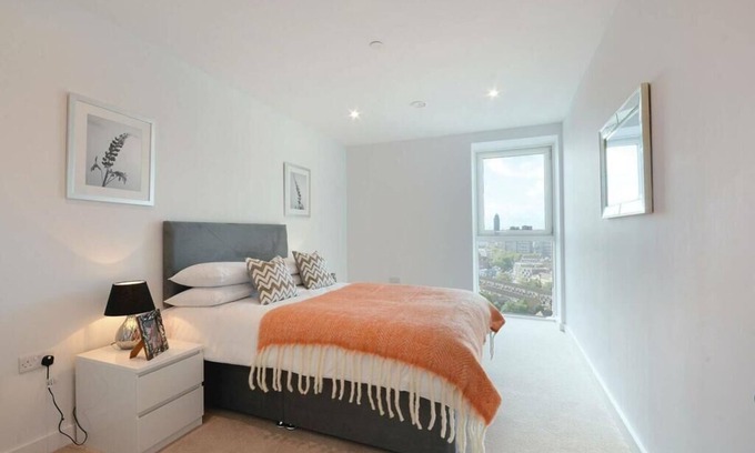 Chaucer Apartment | London Sun