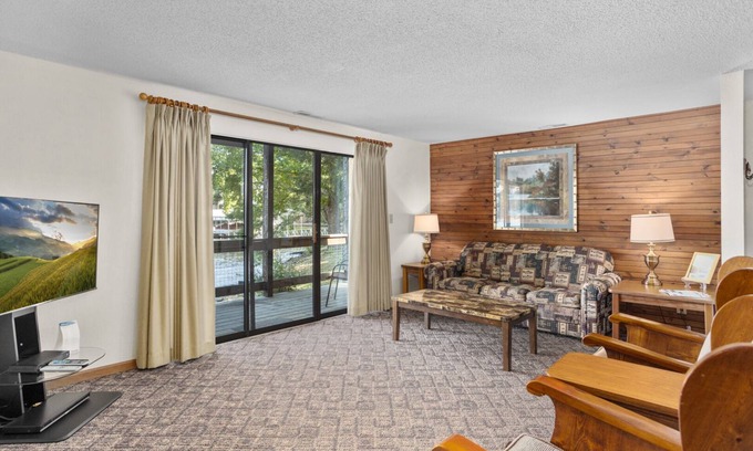 Sunrise Beach Condo | Lone Oak Point 12 - A Vintage Lake Vacation!