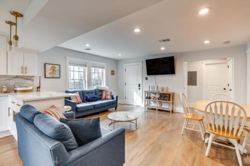 Long Branch Apartment | Long Branch Getaway - Walk to Beaches and Dining!