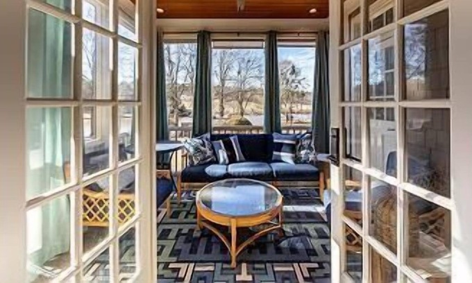 Lake Oconee Cottage | Long Leaf 4 bedroom 3.5 bath Lake Oconee Cottage with Lake access