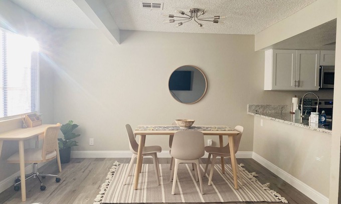Paradise House | Long term rental 4 miles from strip