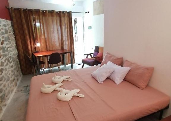 Romblon Island House | Lonos Circle Terrace view