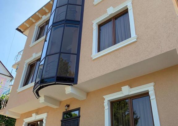 Kuchukdere House | Loo Sunrise on Taezhnaya 8