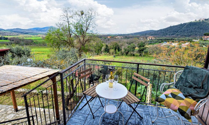 Casalini House | Look forward to the vacation in the cottage surrounded by beautiful nature.