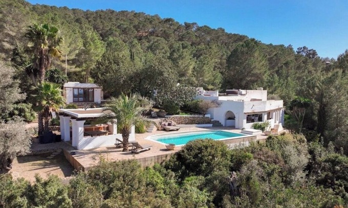 Portinatx Villa | LOOK NO FURTHER! Gorgeous old finca with sea view!