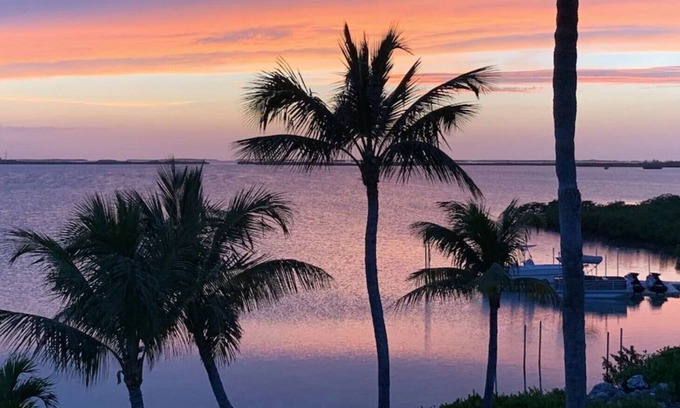 Big Coppitt Key House | Look no further for your slice of Waterfront Paradise!