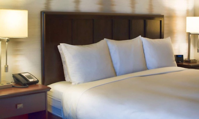 Fort Worth Hotel | Look No Further! Indoor Pool, Restaurant, Free Parking, Near AT&T Stadium