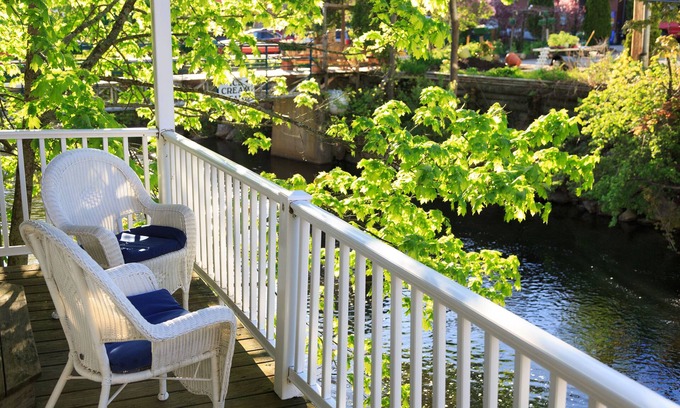 Camden Hotel | Lord Camden Inn