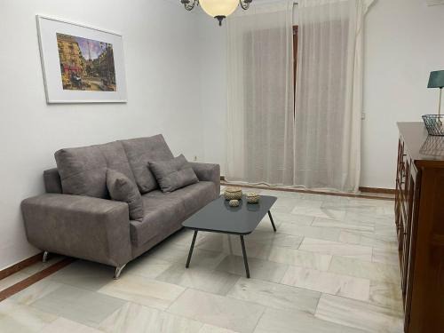 Lucena Apartment | Los Magnolios SXXI
