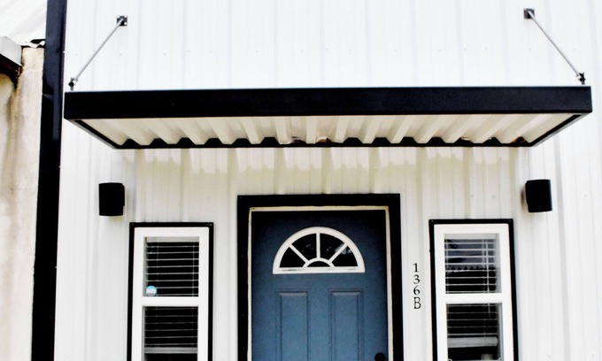 Camp Swift House | Lost Pines Escape in Bastrop-2 bedroom 1.5 bathn28 mls to Circuit of Americas F1